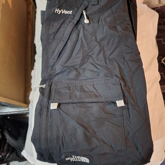 The North Face Hy Vent winter snow pants - Picture 4 of 4
